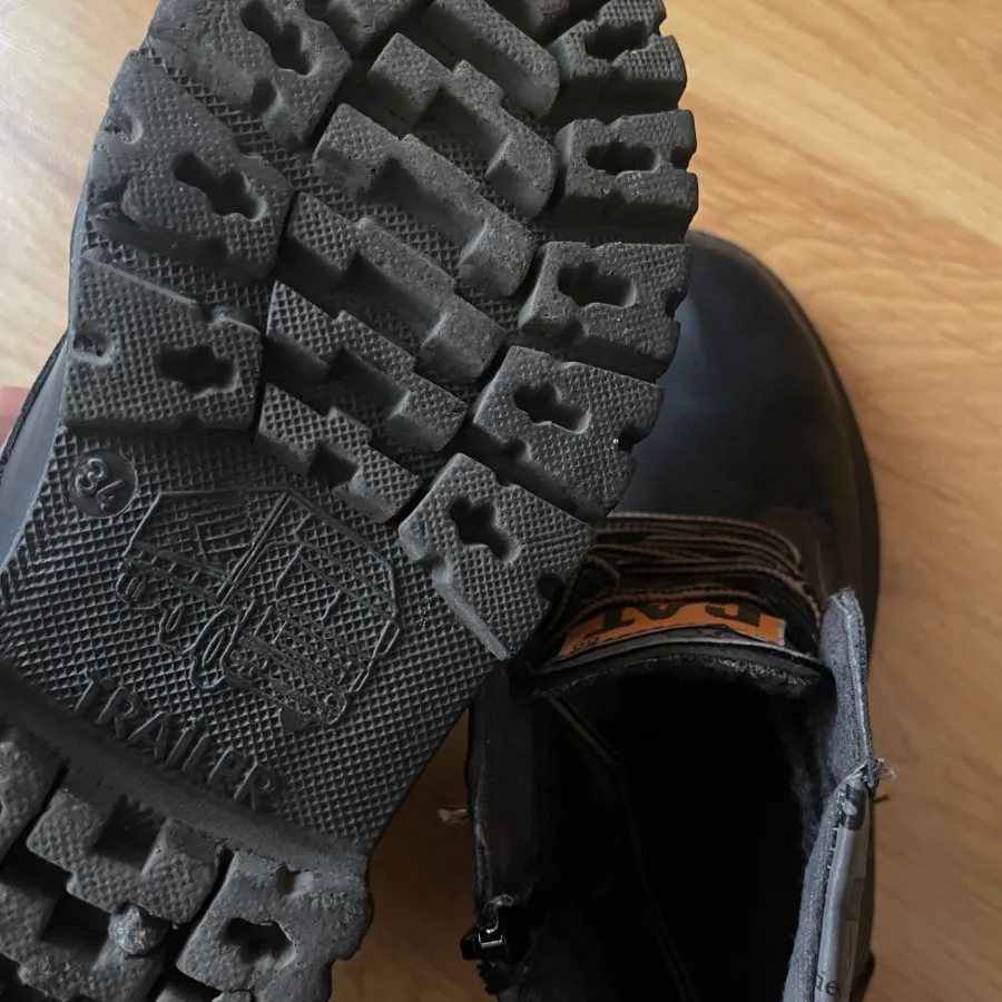 نیم بوت پسرانه