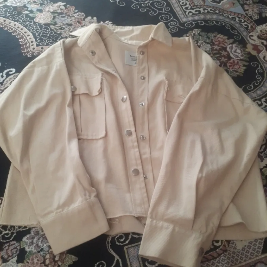 کاپشن شکت کت کتان