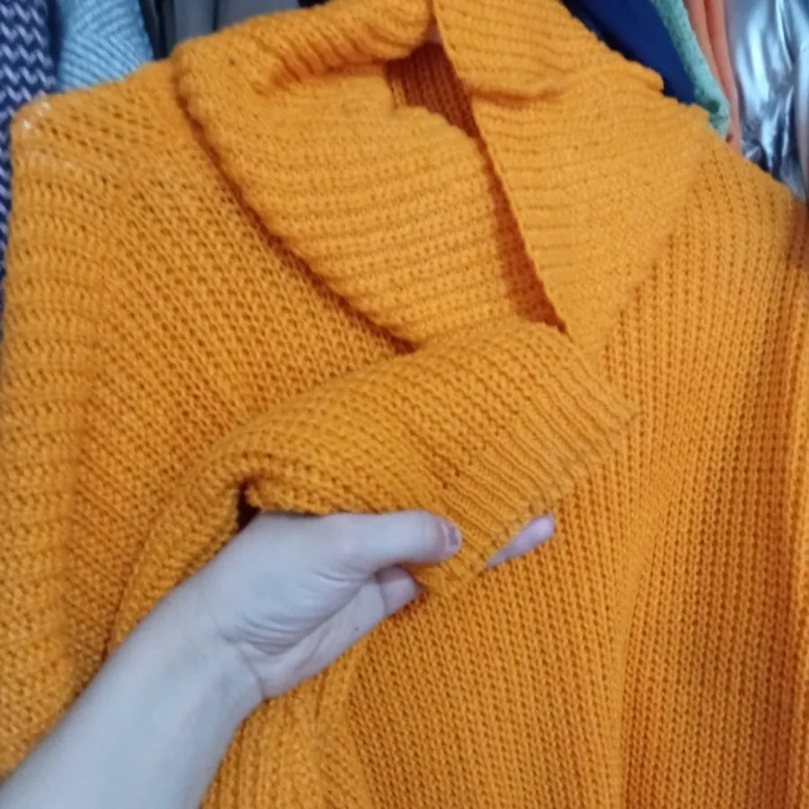 بافت یقه دار