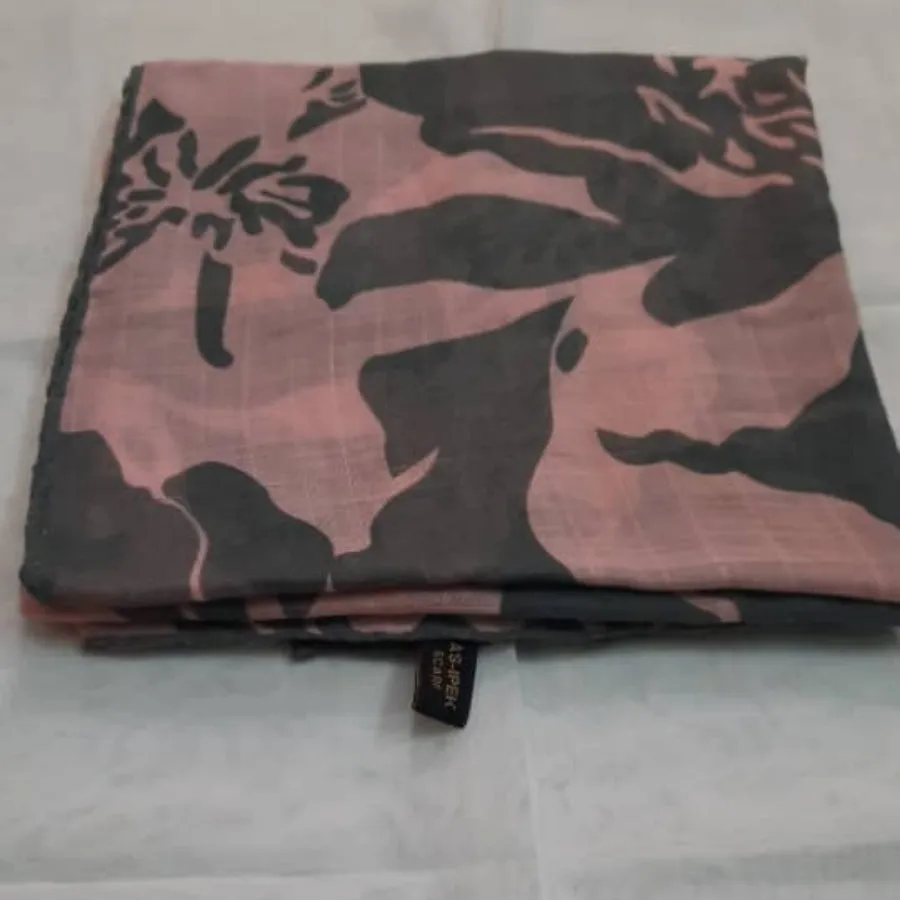 روسری زنانه