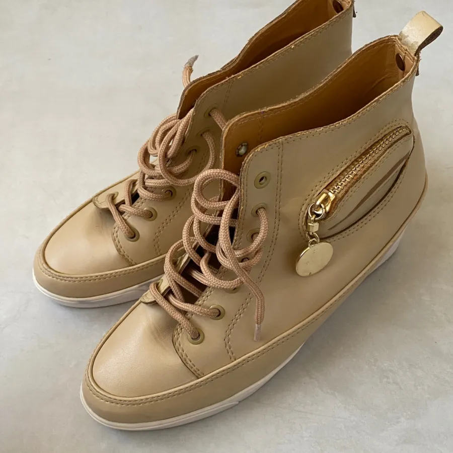 نیم بوت برندو نسکافه ای