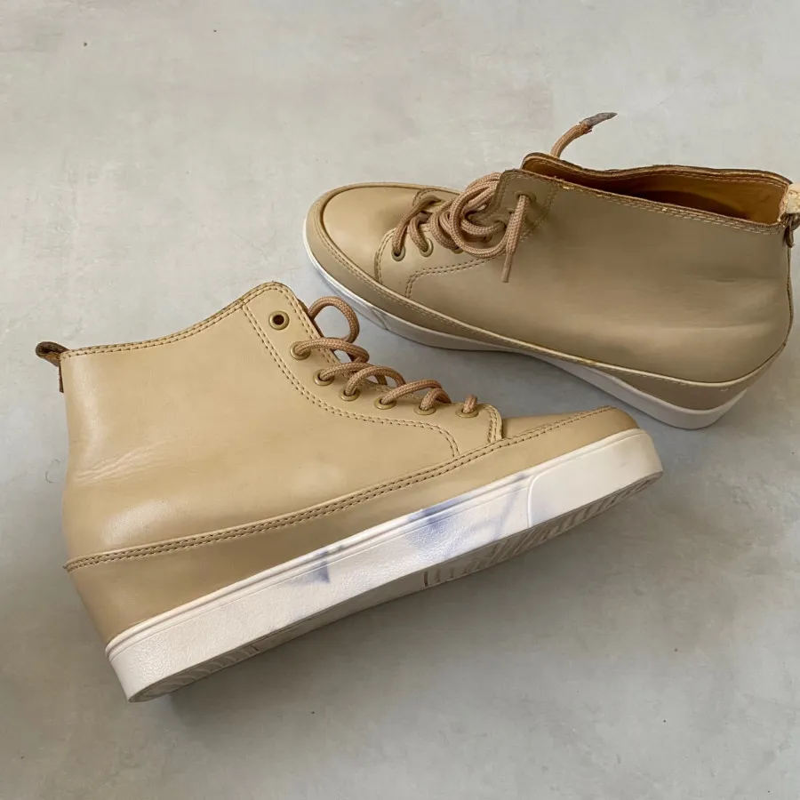 نیم بوت برندو نسکافه ای