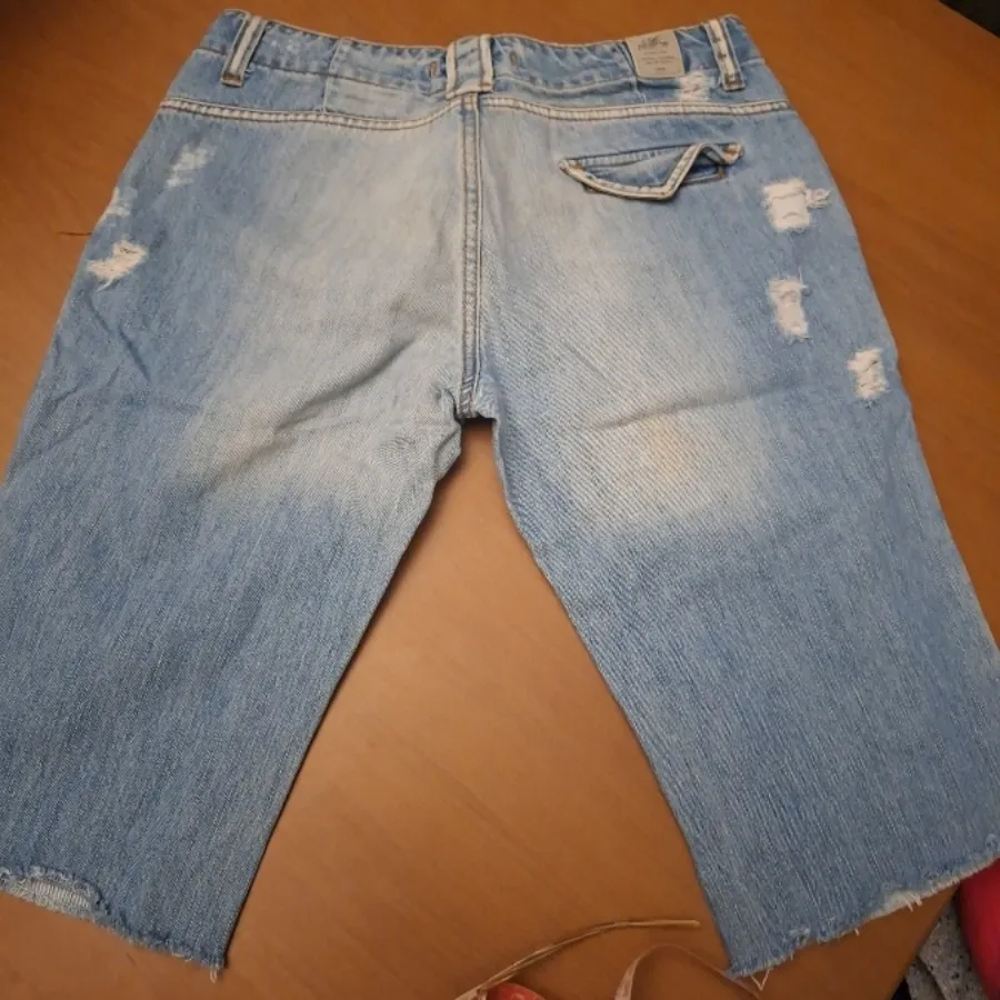 شلوارک جین زارپدار