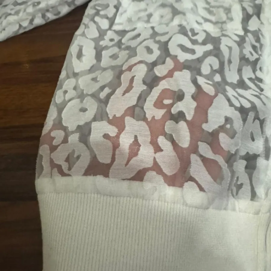 بلوز زنانه مارک دار