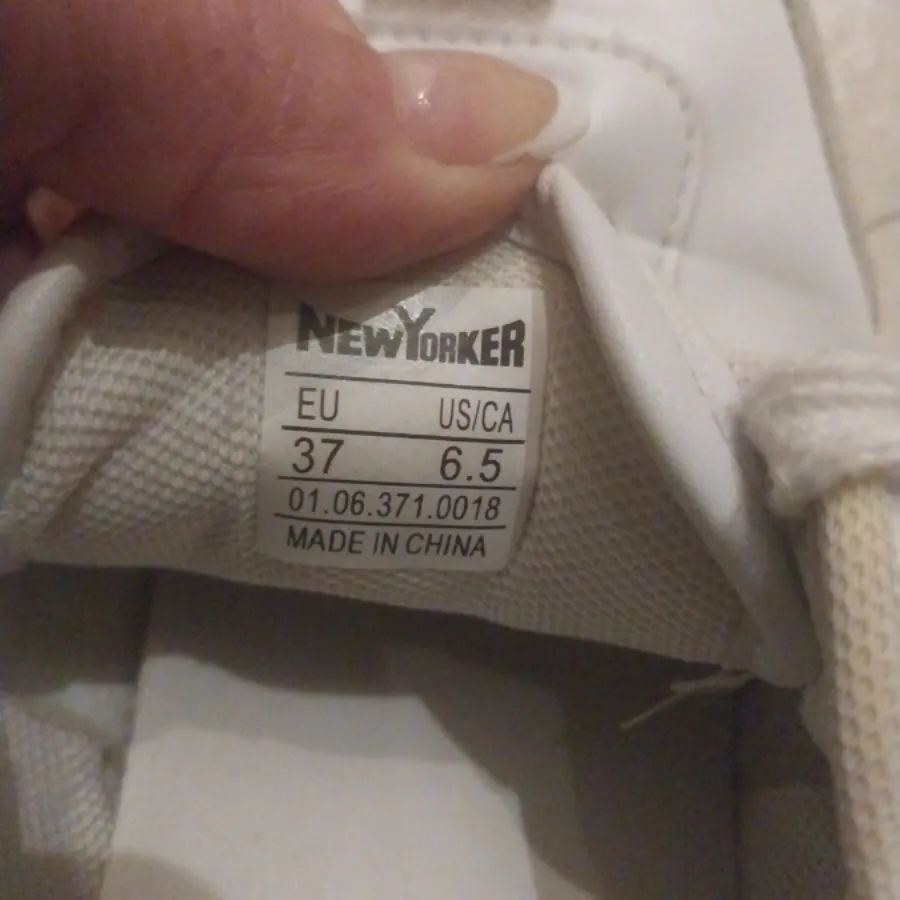 کتانی زنانه