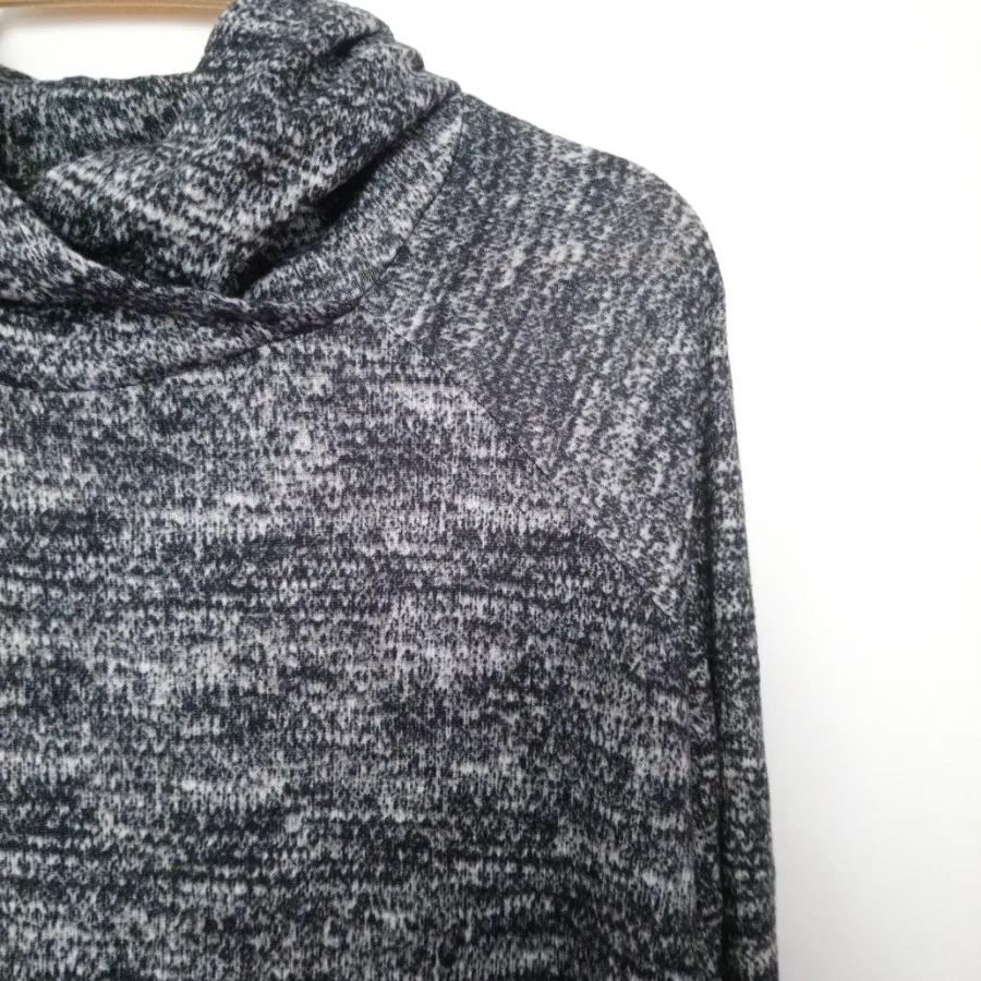 سویشرت کلاهدار زناته