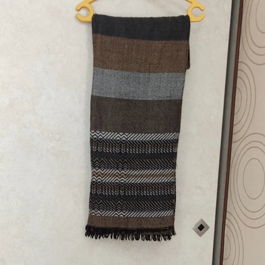 دوتا شال زمستانه