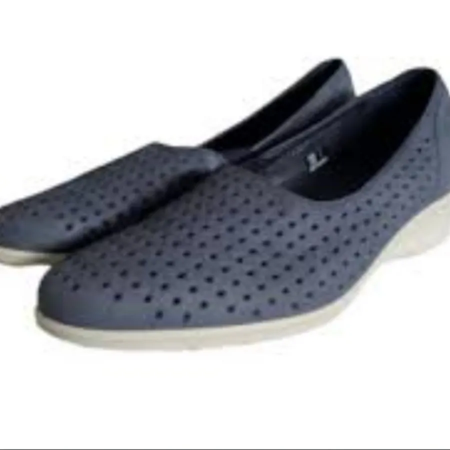 کفش اکو اورجینال 42