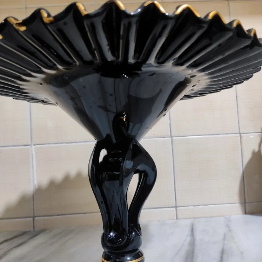 میوه خوری طلاکوب