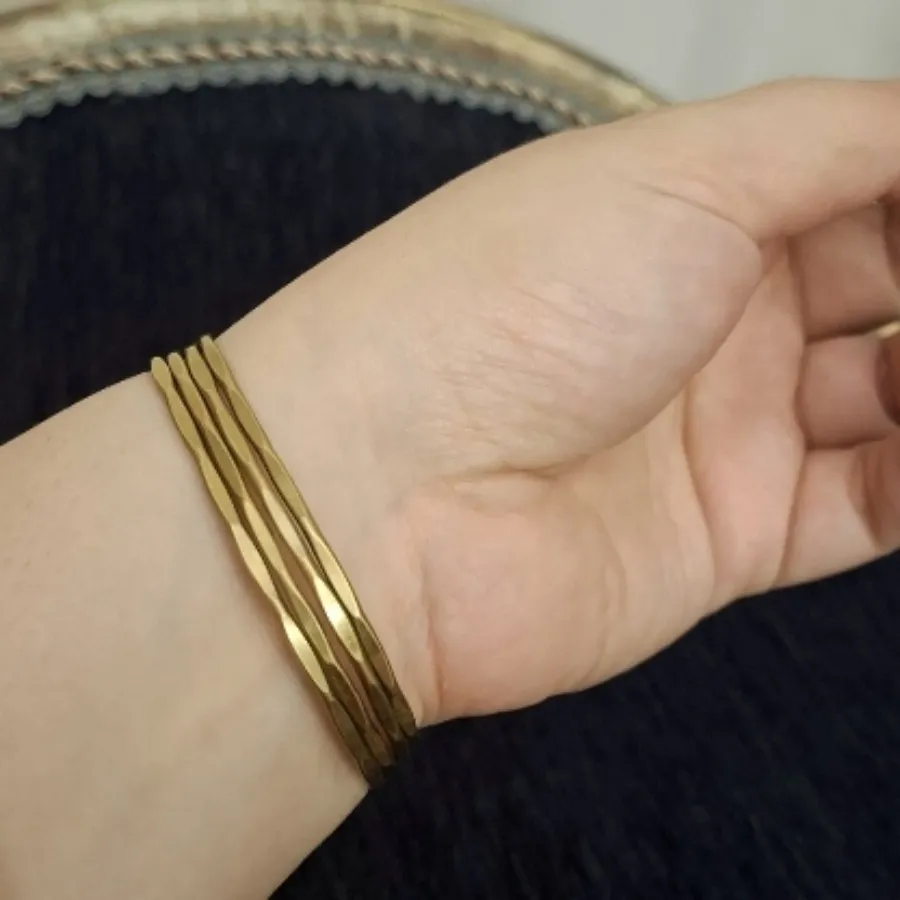 دستبند زنانه