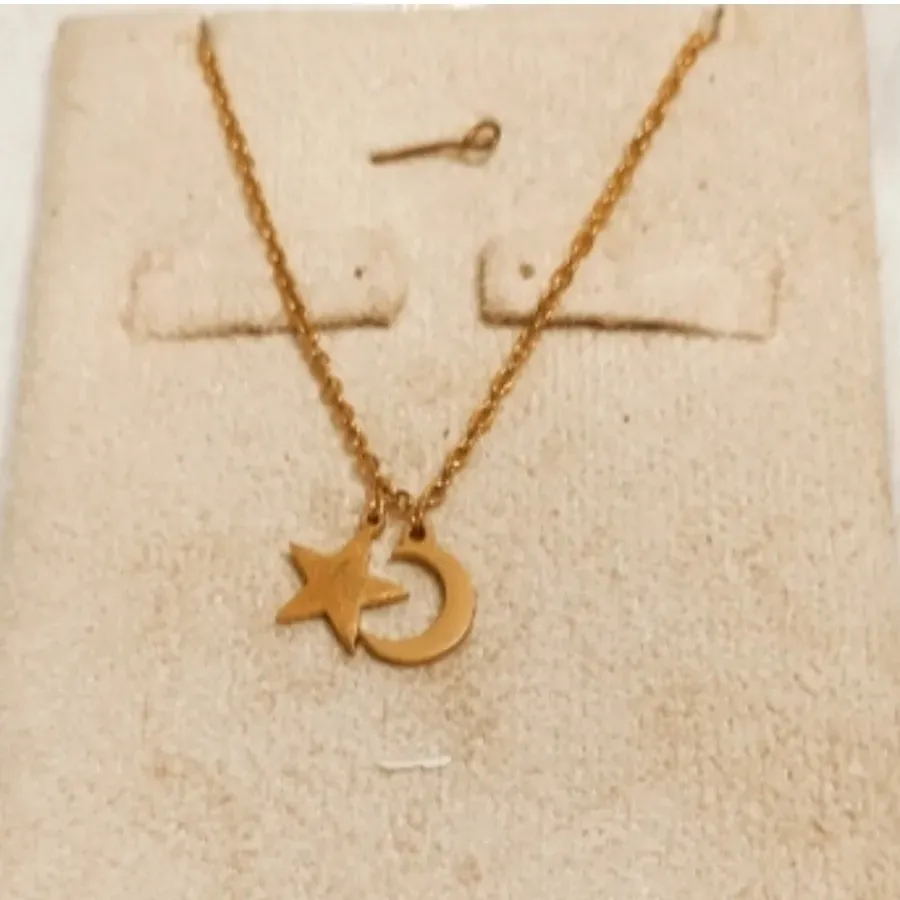 گردنبندماه وستاره کپی طلا