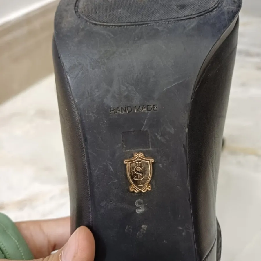 کفش مجلسی چرم سایز 38 39