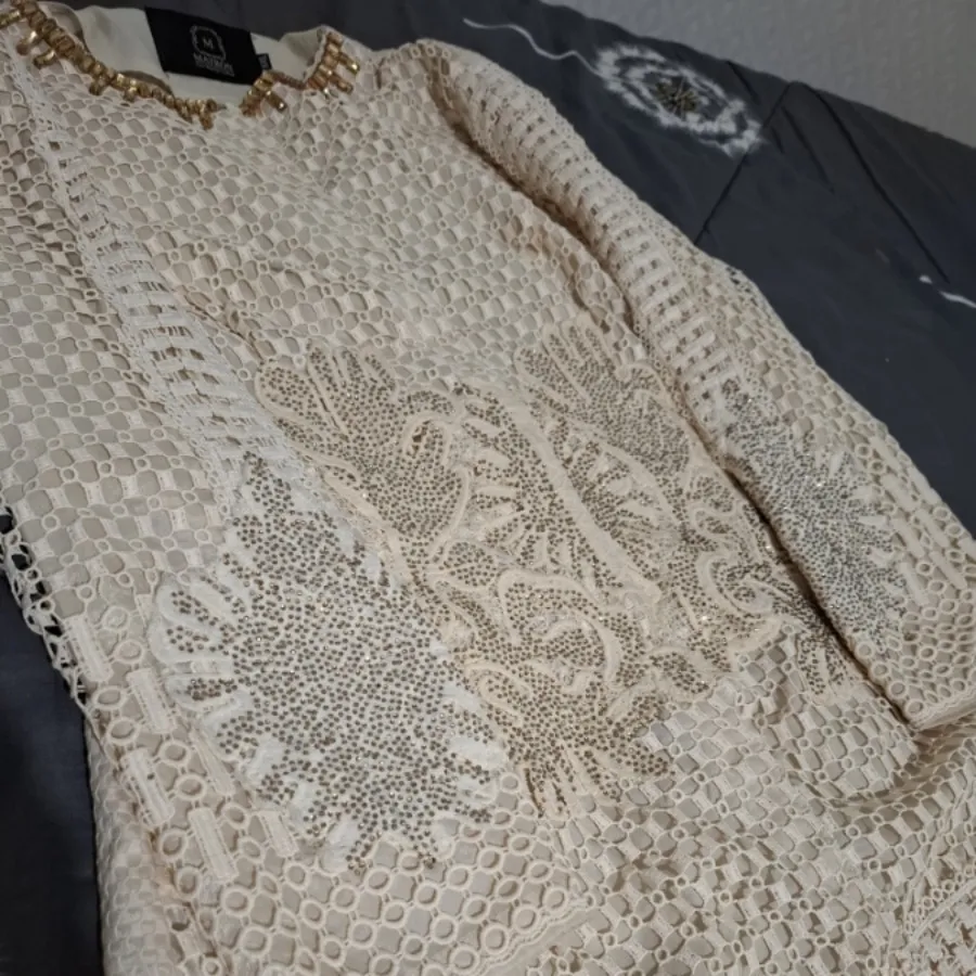 مانتو مزونی