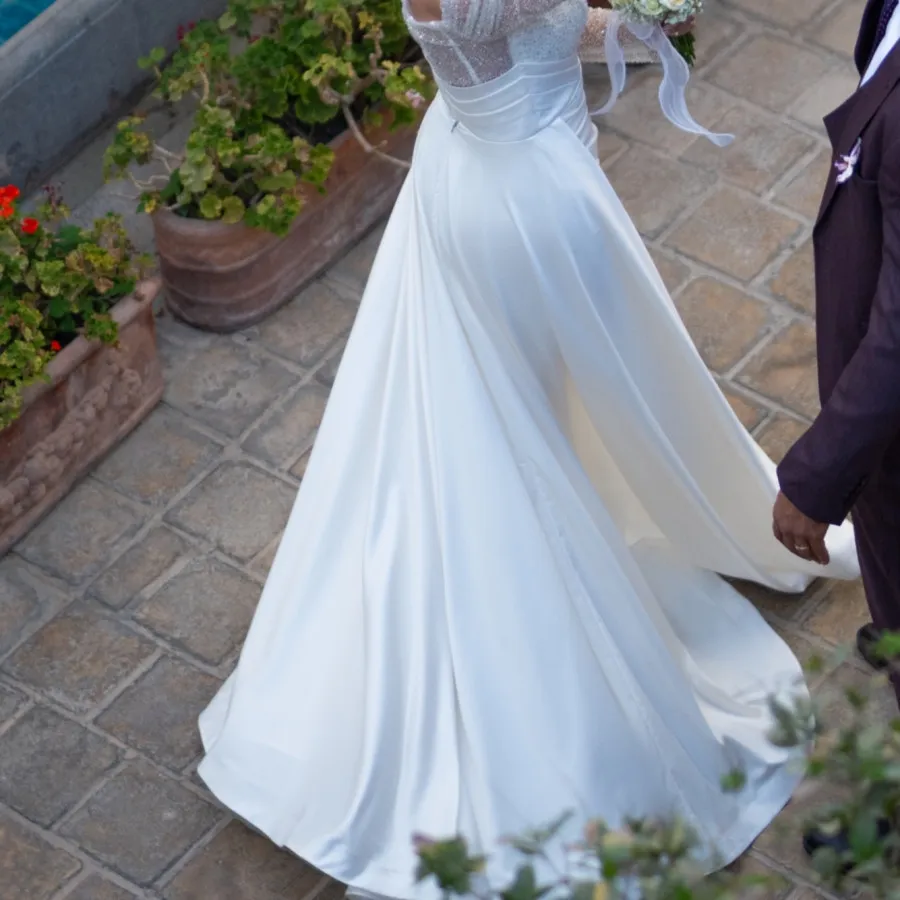 لباس نامزدی سفید نباتی