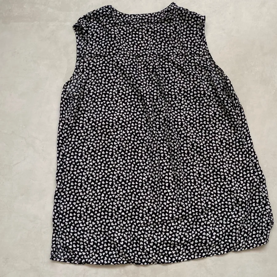 تاپ سفید مشکی