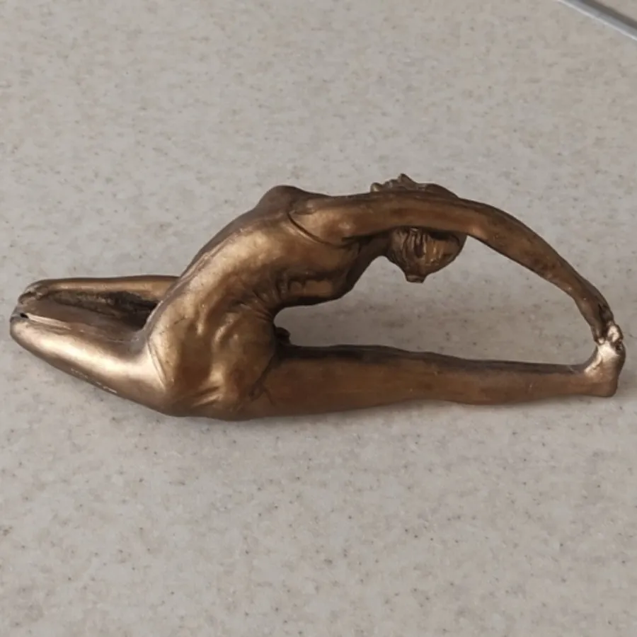 مجسمه زیبای پلی استر