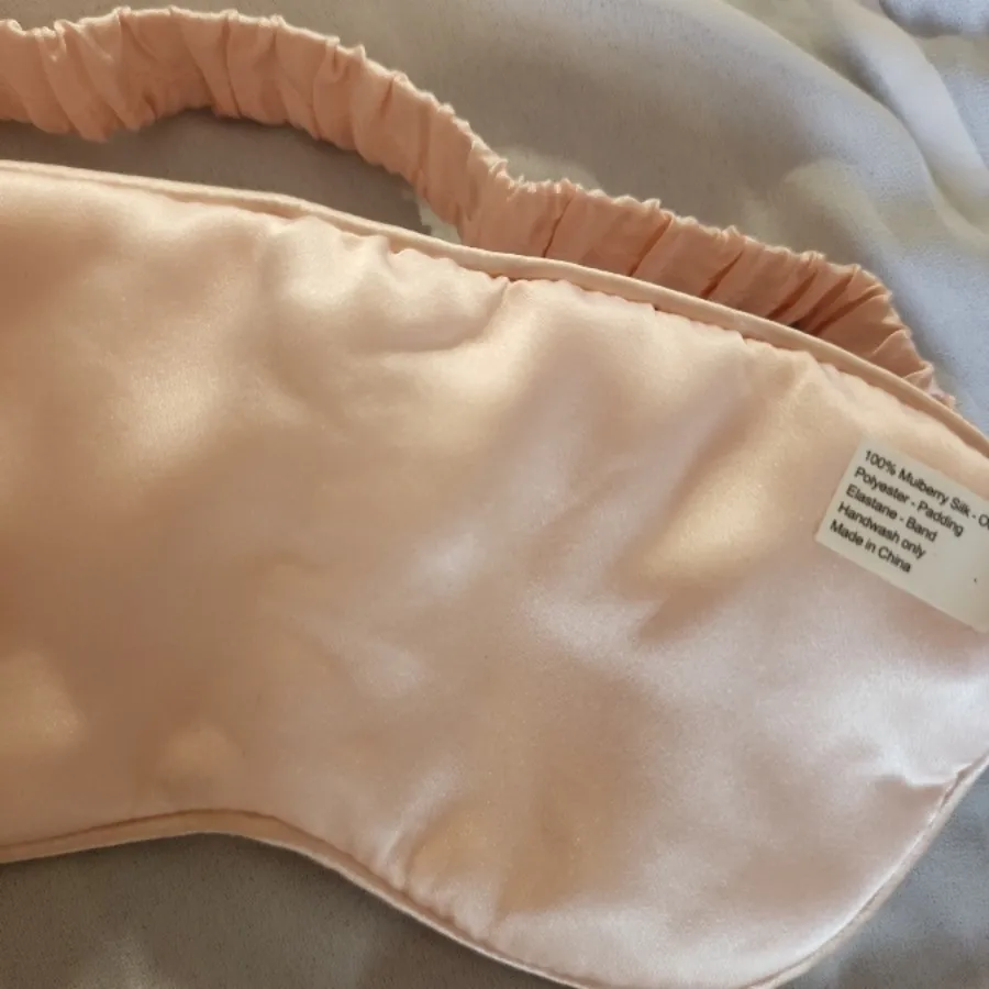 چشم بند سیلک شامپاینی