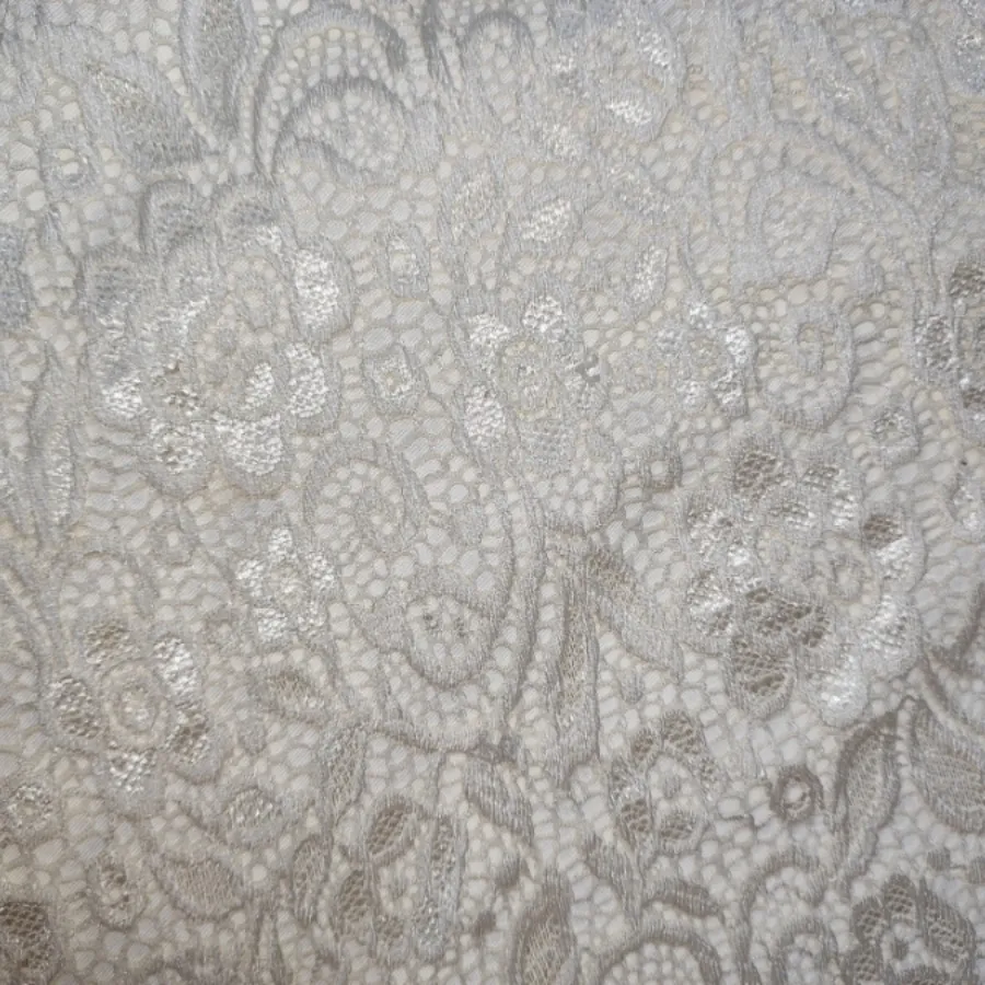 سارافون و کت مجلسی