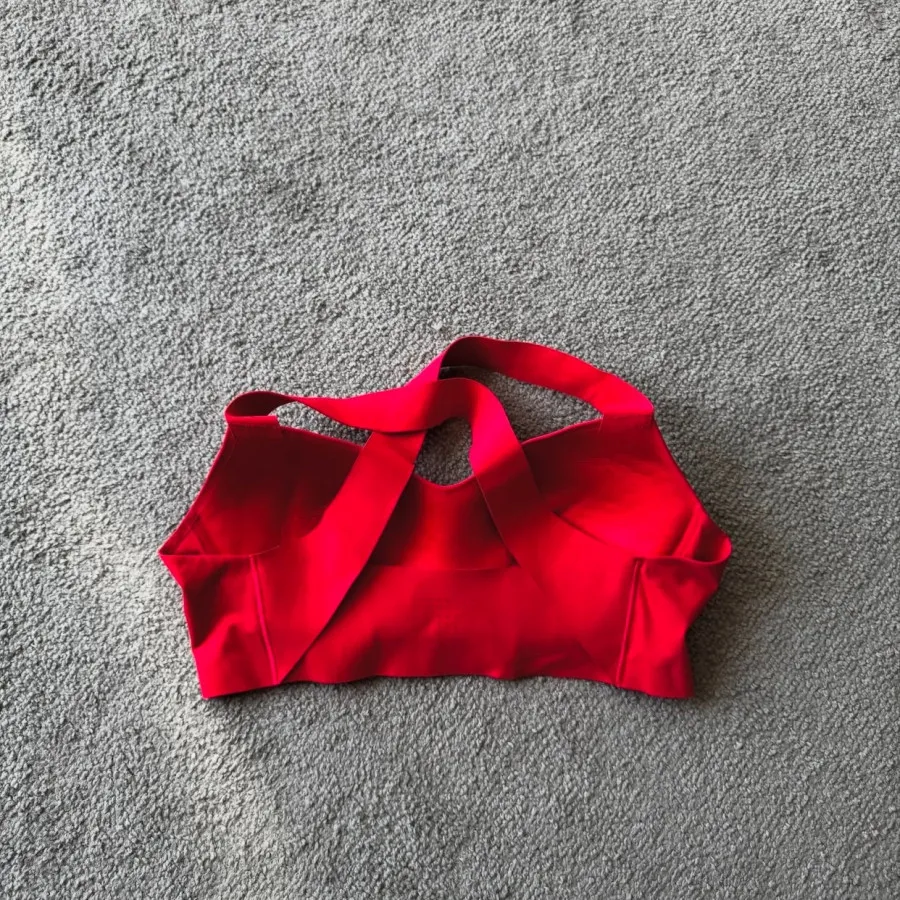 نیم تنه ورزشی برند