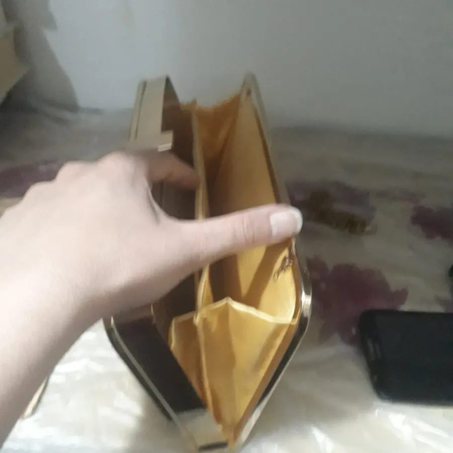 کیف دستی طلایی