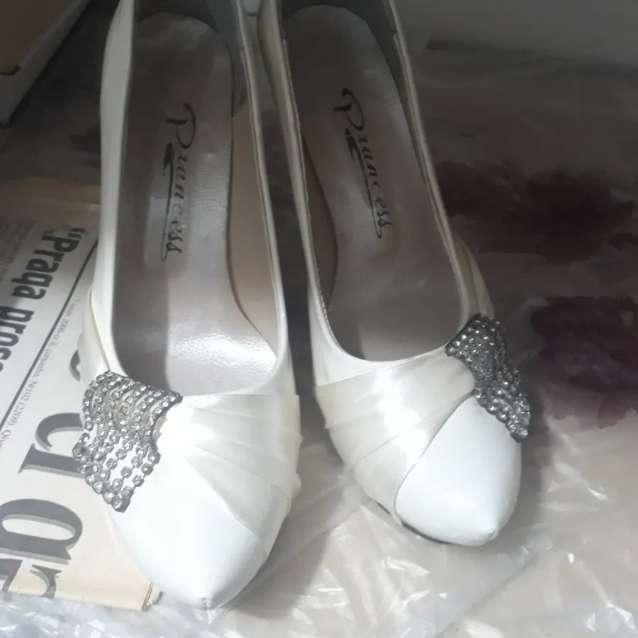 کفش نباتی پاشنه بلند