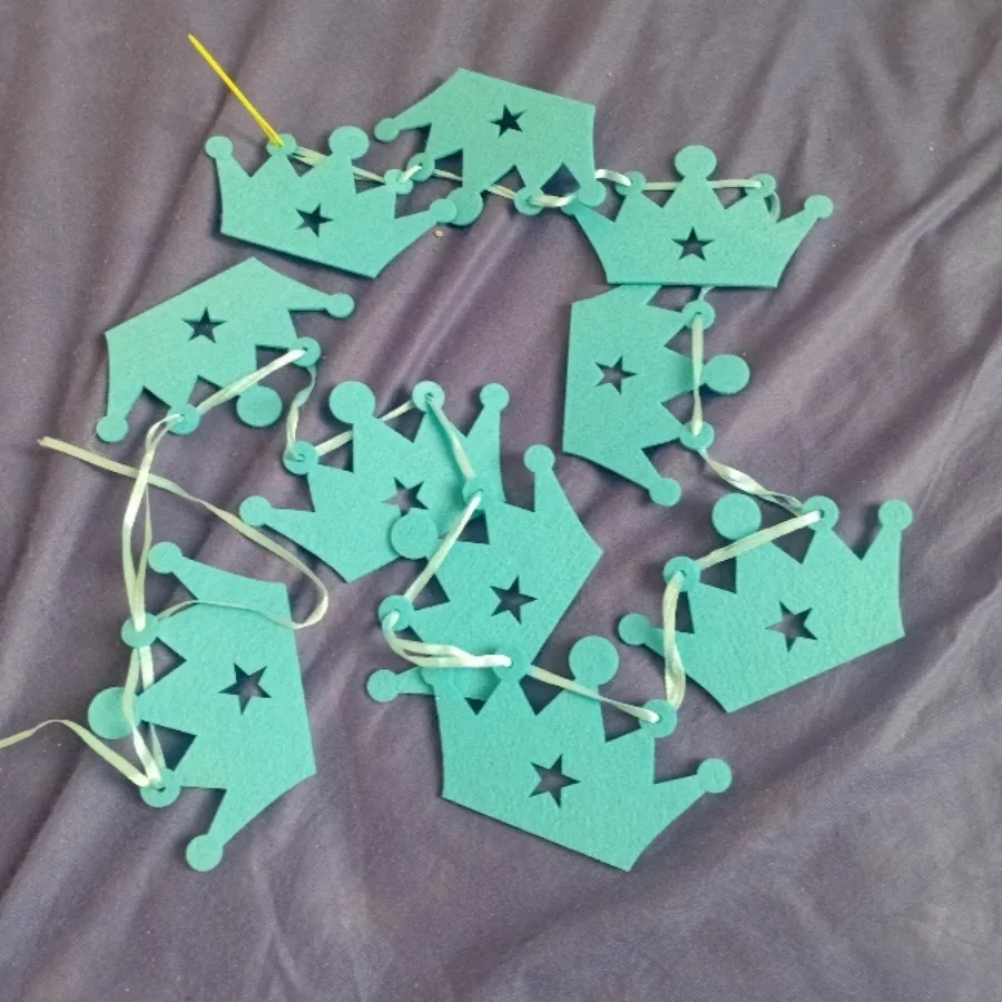 اویز تزیینی