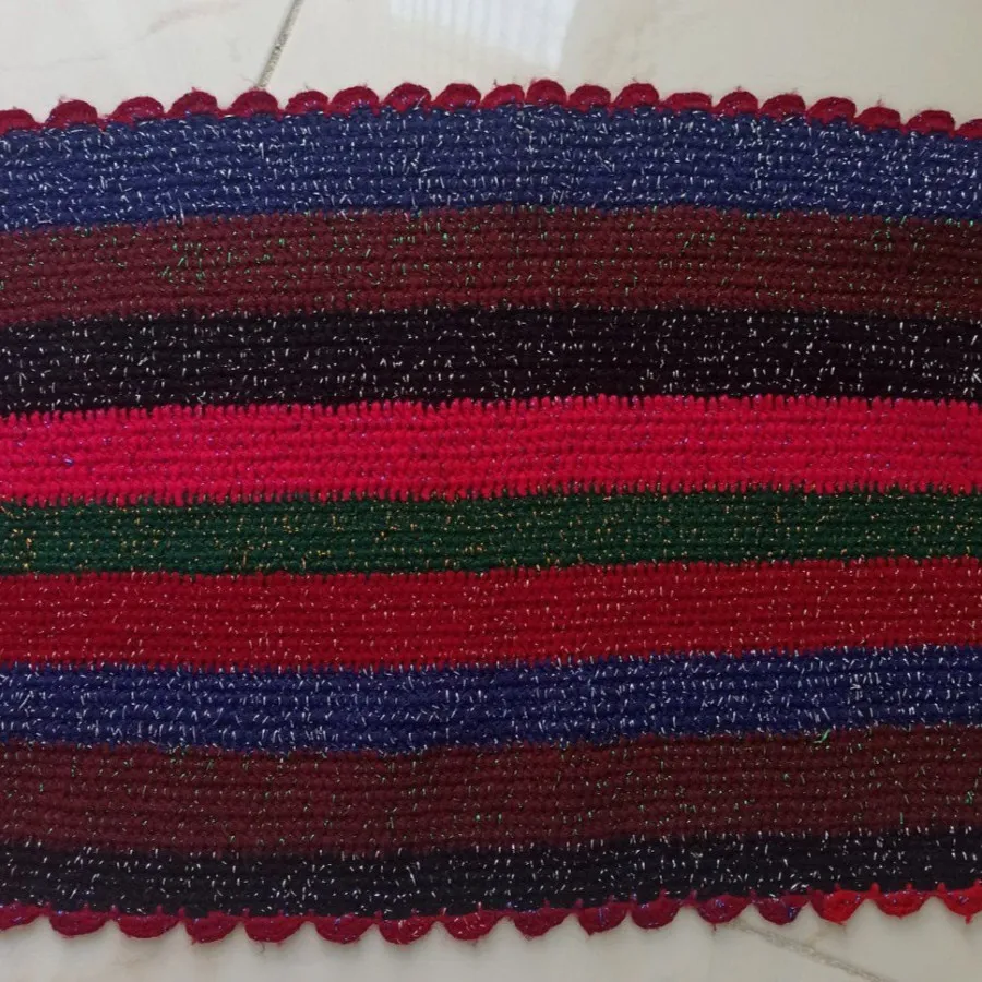 رومیزی کاموایی