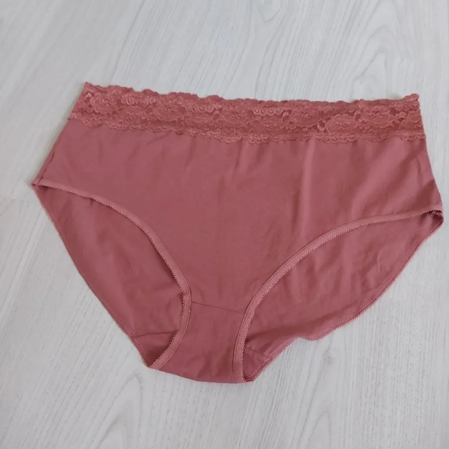 حراج شورت زنانه