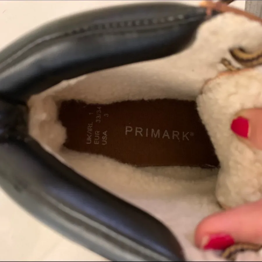 کفش primark