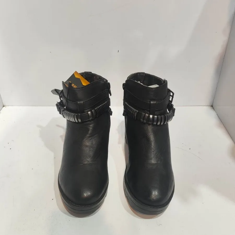 بوت زنانه اورجینال