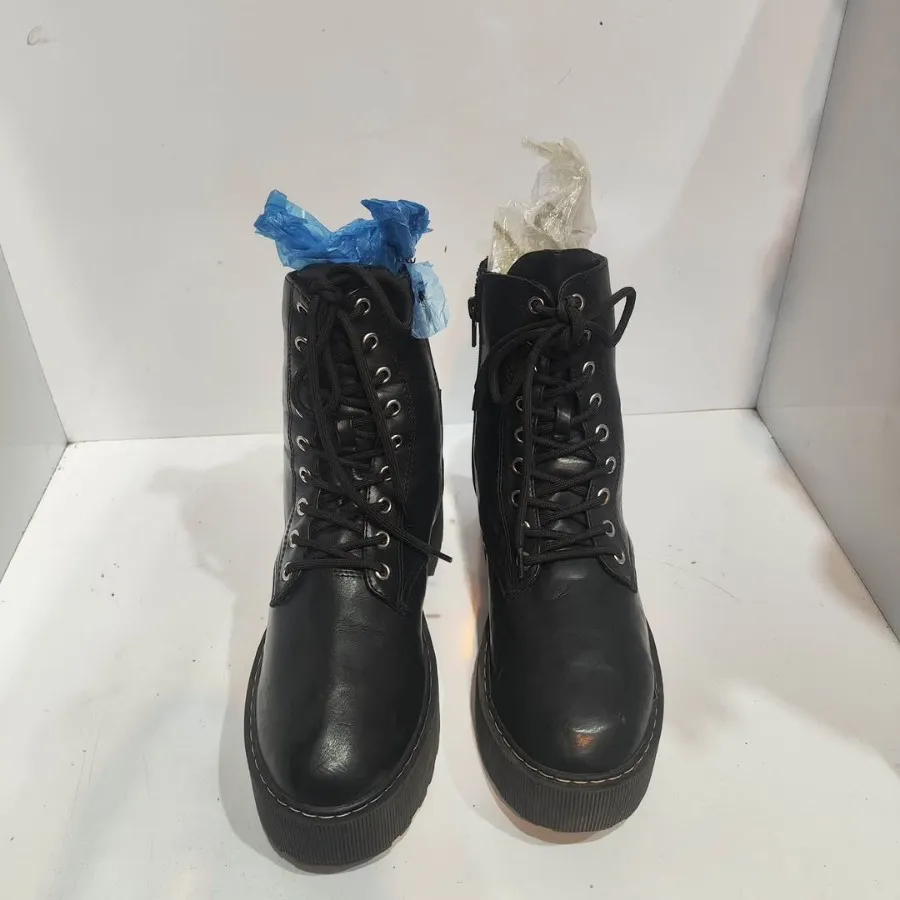 بوت زنانه اورجینال