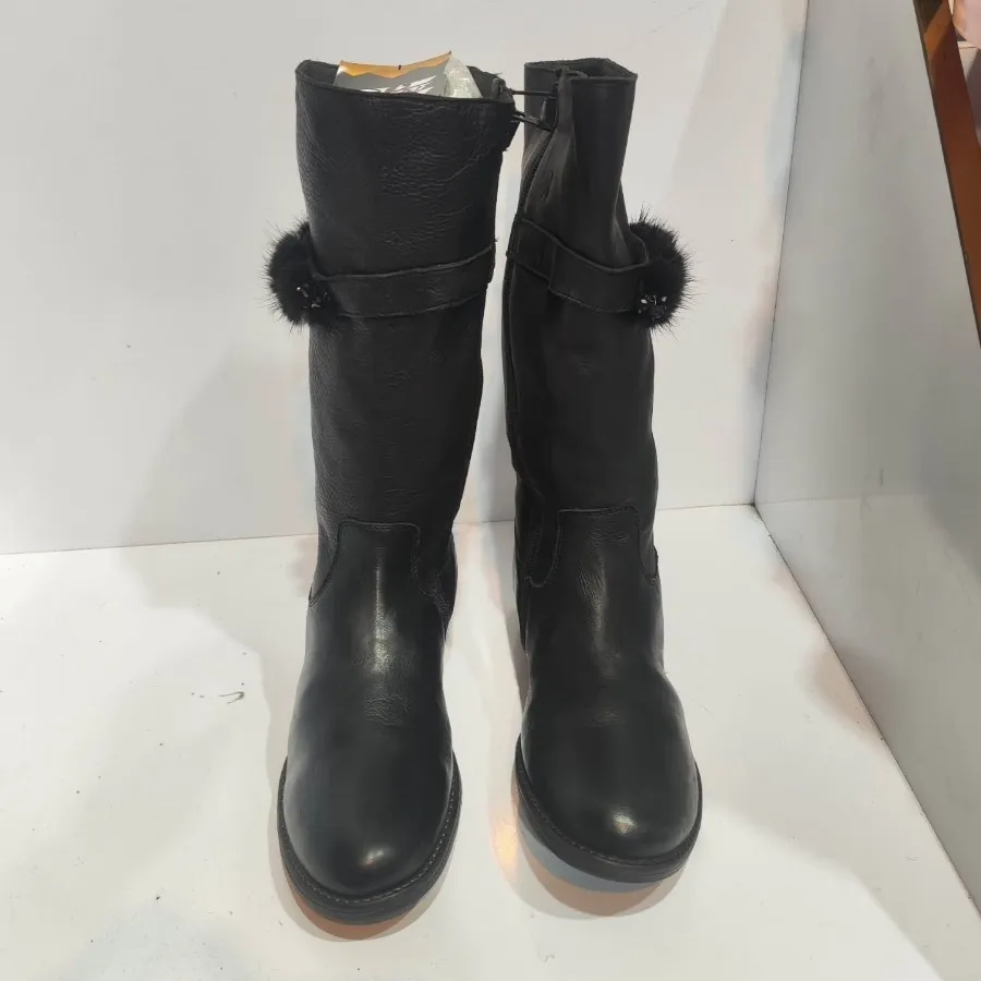 بوت زنانه اورجینال