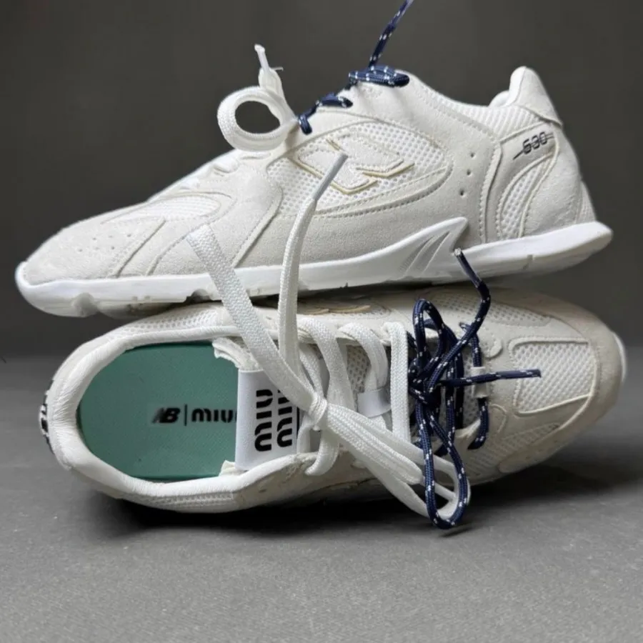 کتونی میو‌میو نیو‌بالانس