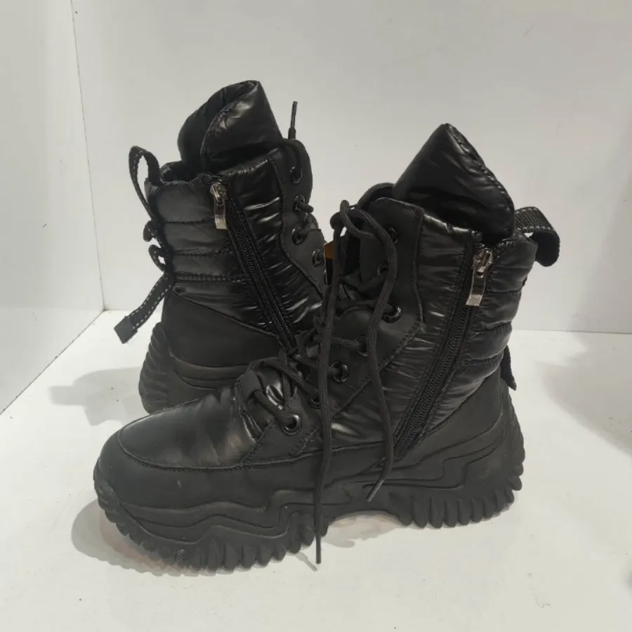 بوت زنانه اورجینال