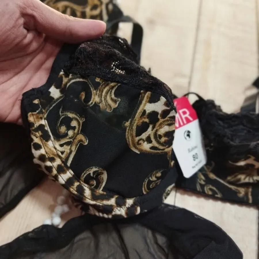 ست شورت و سوتین فنردار