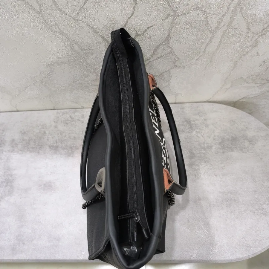 کیف بزرگ شنل