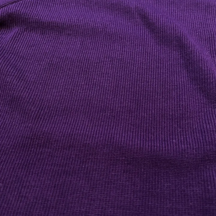 تیشرت بنفش کبریتی