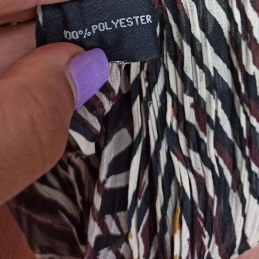 شال حریر پلیسه