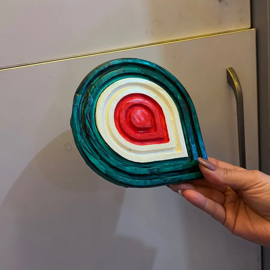 استند شب یلدایی