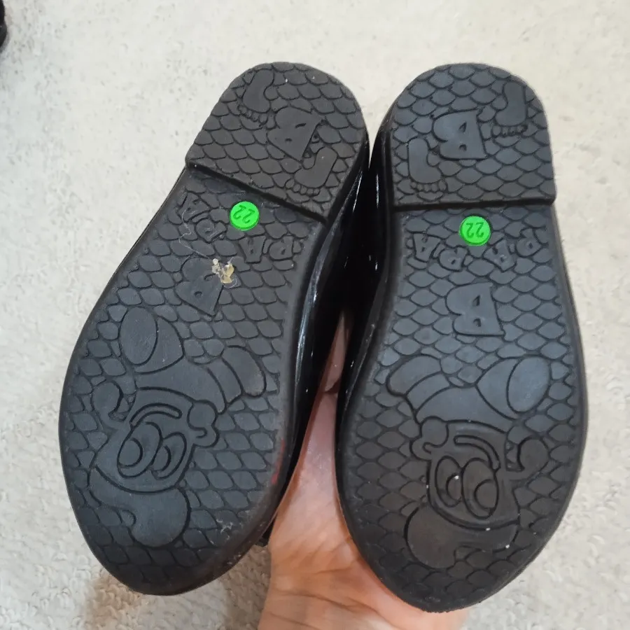 کفش ورنی دخترانه