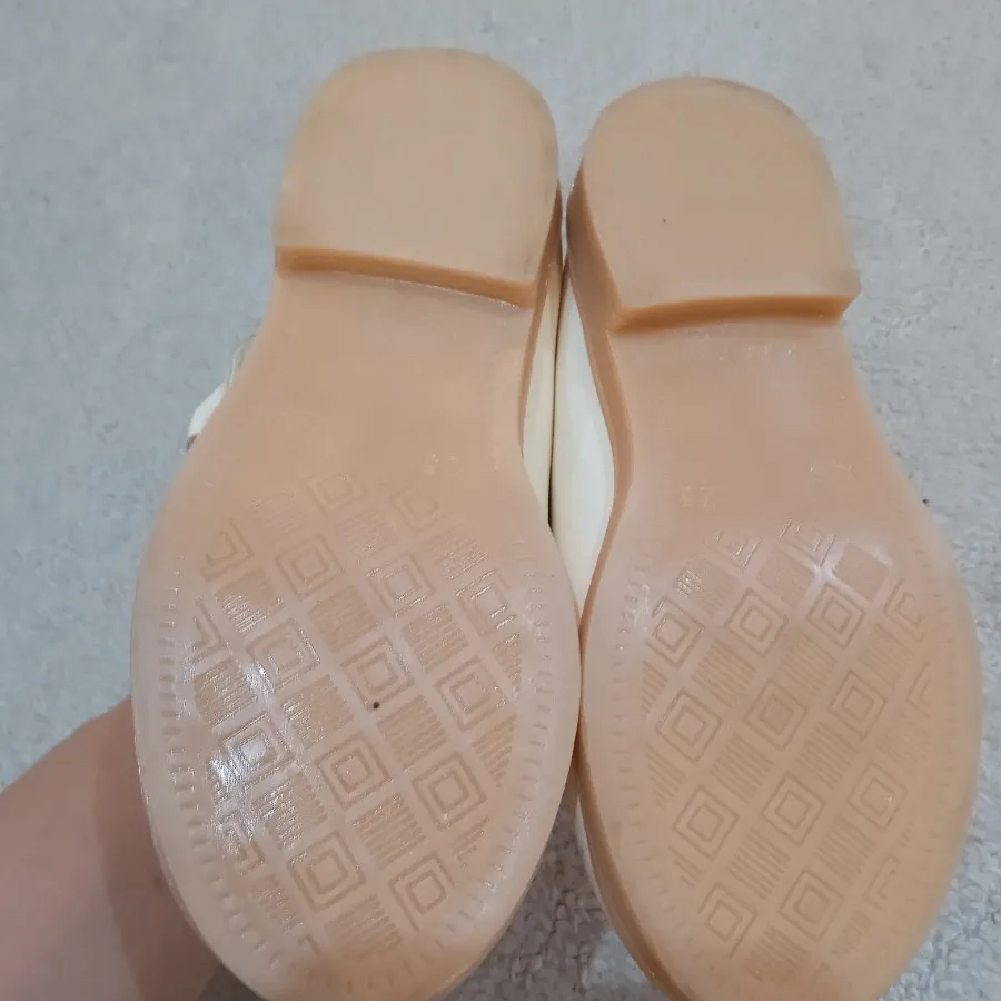 کفش دخترونه ورنی