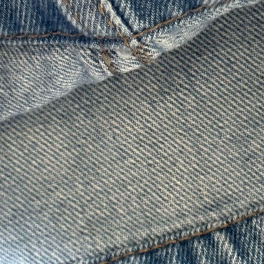 شلوار جین پسرانه هیرمان
ش