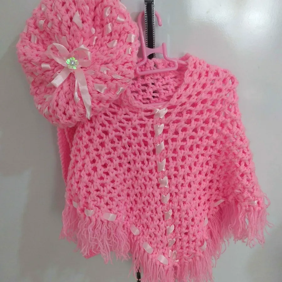 شنل با کلاه و شالگردن