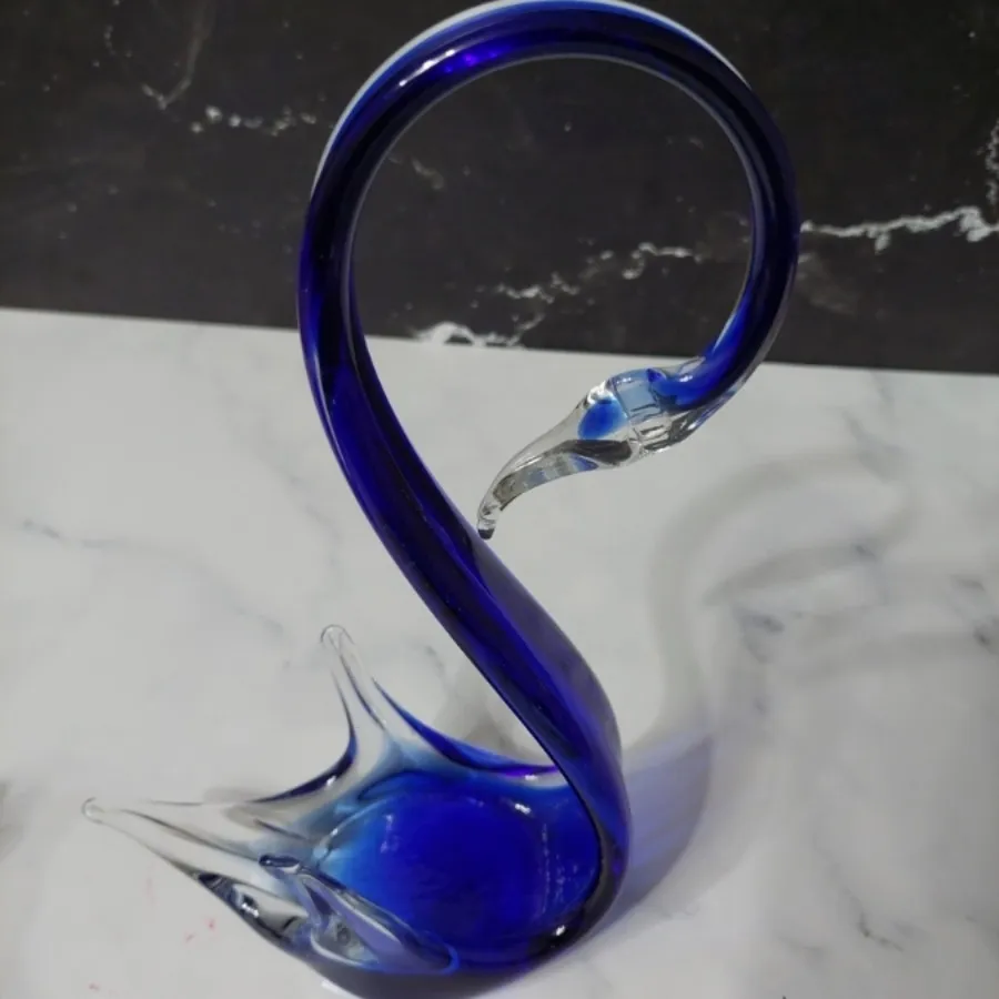 قوی شیشه ای تزیینی