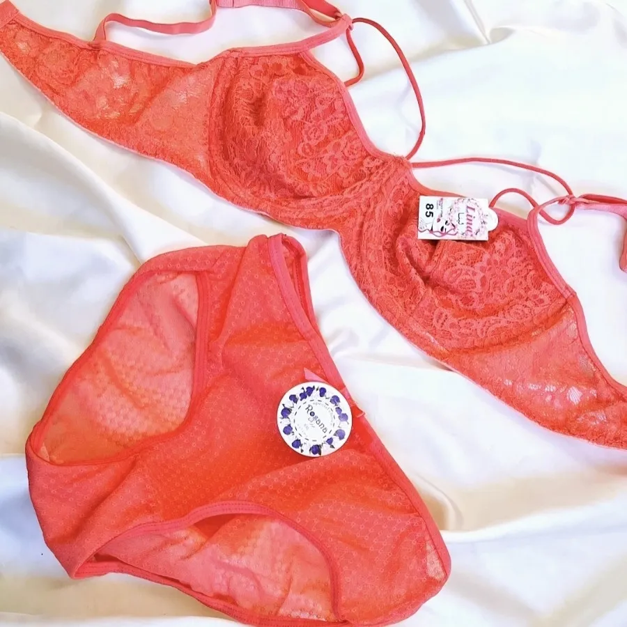 سوتین فنردارداخل کاپ نخ