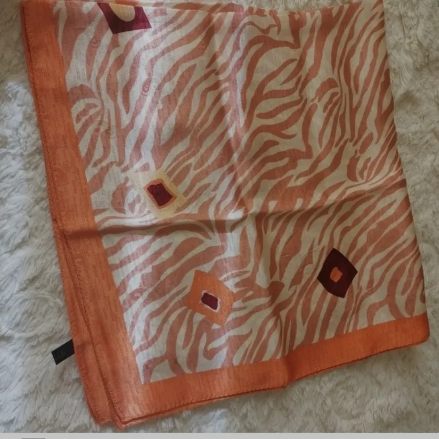 مینی اسکارف