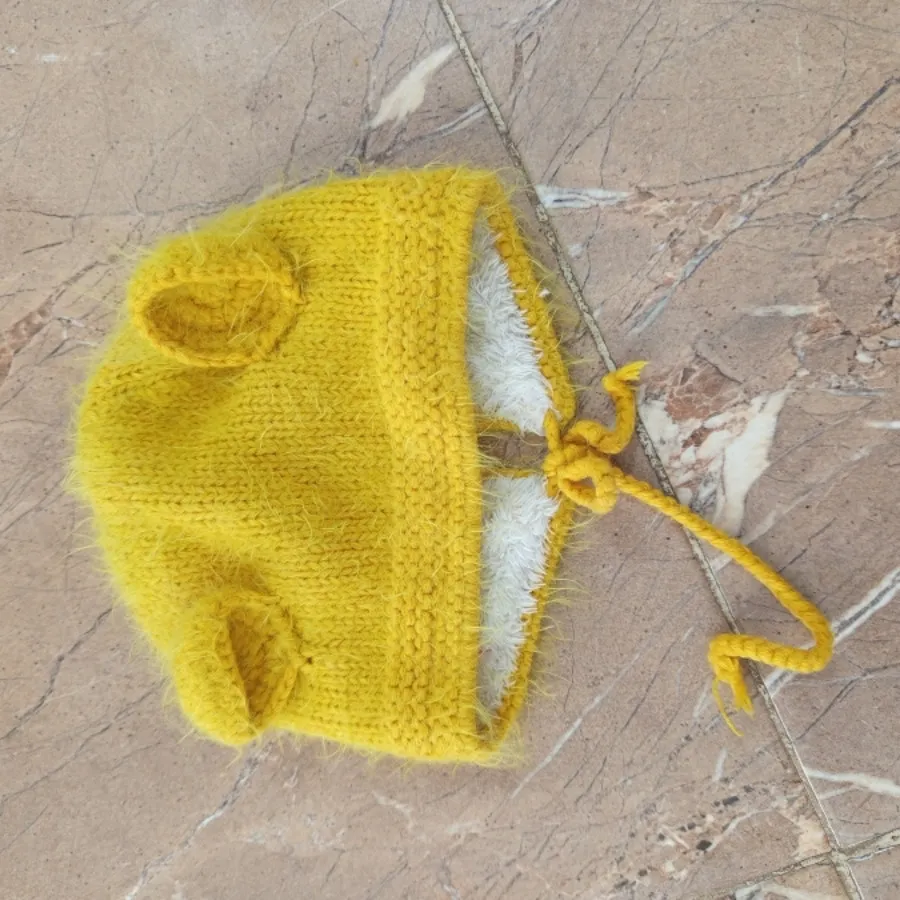 کلاه و گردنیه بافت