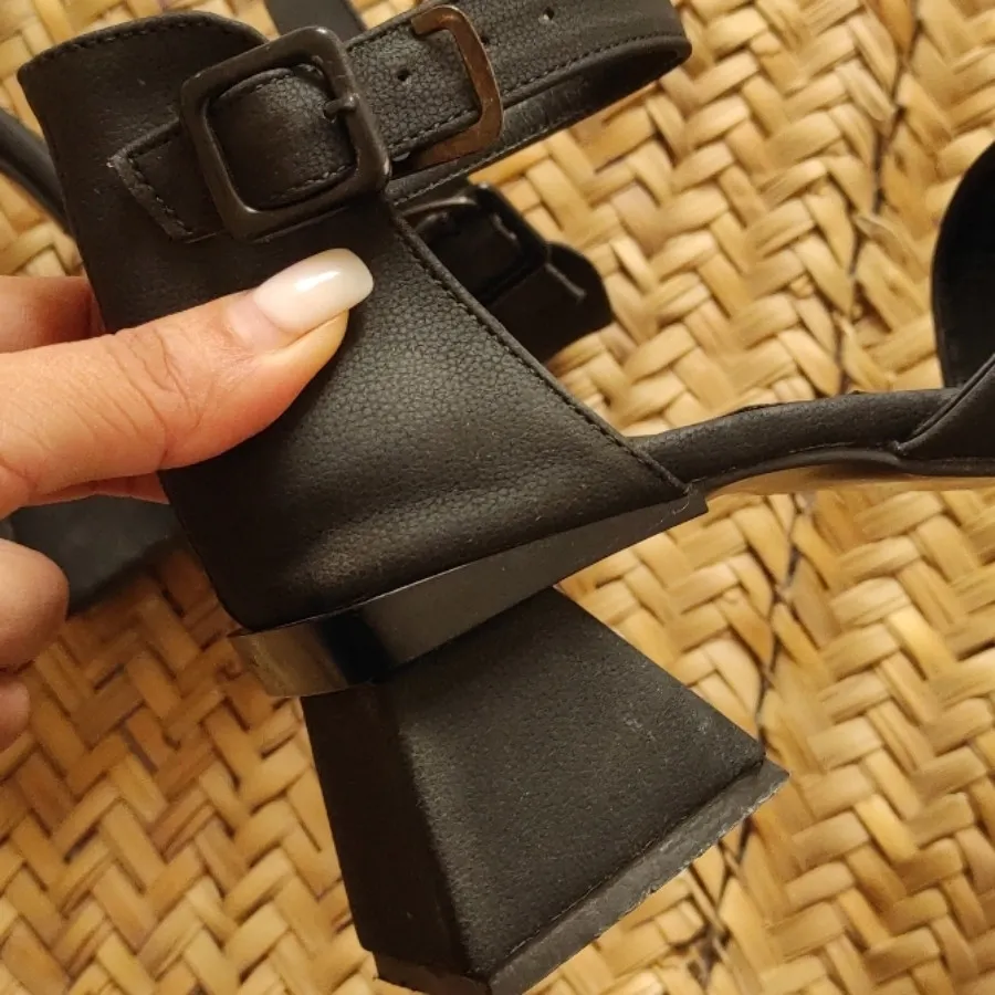 کفش خاص پاشنه