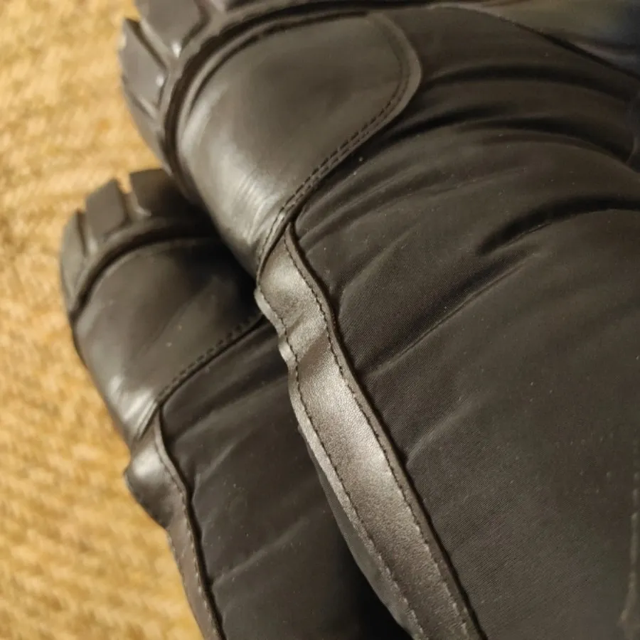 بوت کاپشنی لژ دار