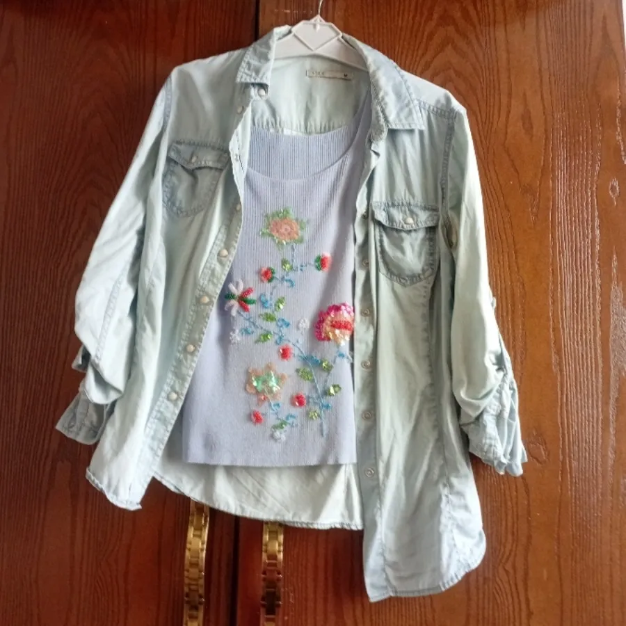 تاپ گلدوزی کار دست